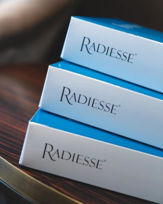 𝑅𝑎𝑑𝑖𝑒𝑠𝑠𝑒! Say goodbye to wrinkles and lines! Say hello to looking as young as you feel. • Radiesse is an injectable, cosmetic skin treatment used to fill specific areas of the face and hands. • It stimulates your body’s natural collagen, filling in wrinkles long term and helping your skin develop new collagen in the process. • This treatment is intended for wrinkles and folds around the mouth and nose and fat loss areas in the face. It’s also for the backs of hands where volume has been lost. If you’re interested in a Radiesse treatment, give us a call and book an appointment with our amazing Master Injector, Amy Busch RN. 🖥 Visit: TheAestheticLoungeOC.com 📱Call: 949.441.1447 📲 DM: if you have any questions! 📥 Email: medspa@drkevinsadati.com Virtual Consultations are available now! _________________________________________ #happyholidays #holidays #thanksgiving #blackfriday #christmas #transformation #bodytransformation #beforeandafter #cosmetics #facials #injectables #skincare #botox #vivace #radiesse #perfectpeel #diamondglow #restylane #health #aesthetics #aesthetic #newportbeach #orangecounty #oc #luxury #medspa